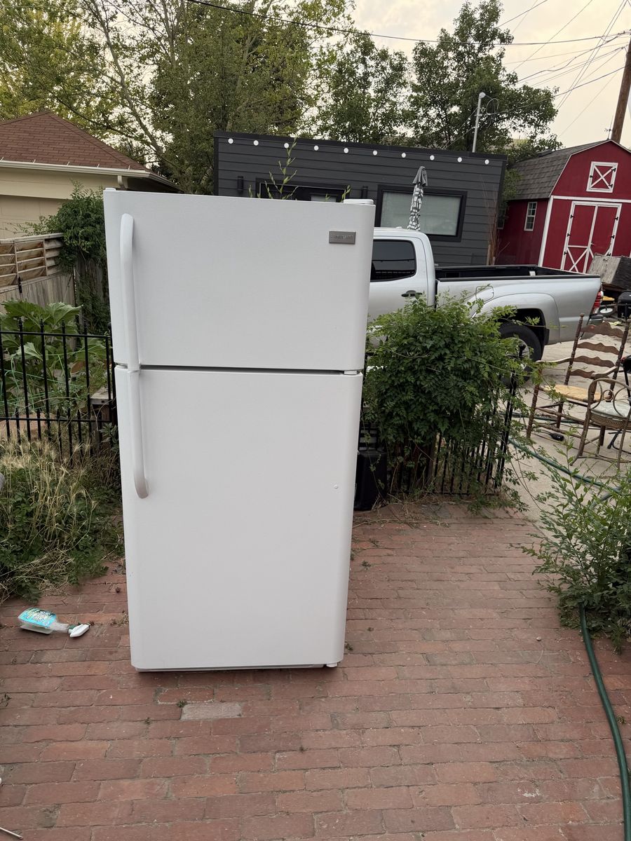Refrigerator for sale