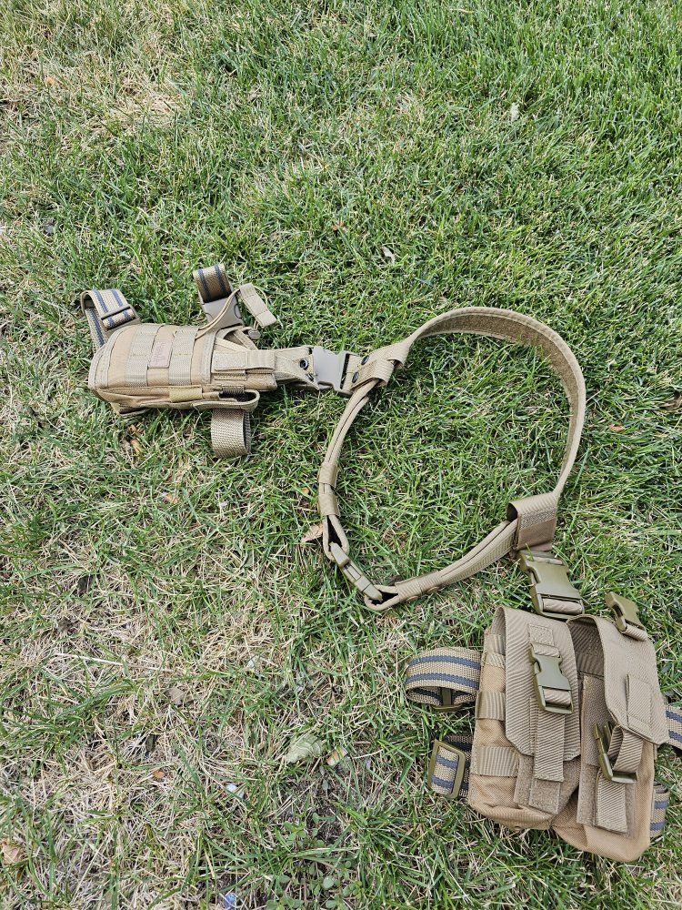 Drop leg Hoslter and Pouch