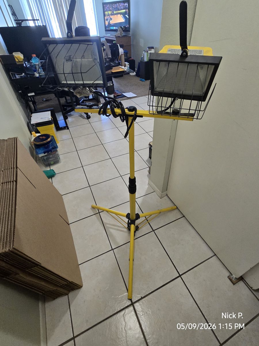Flood lamps