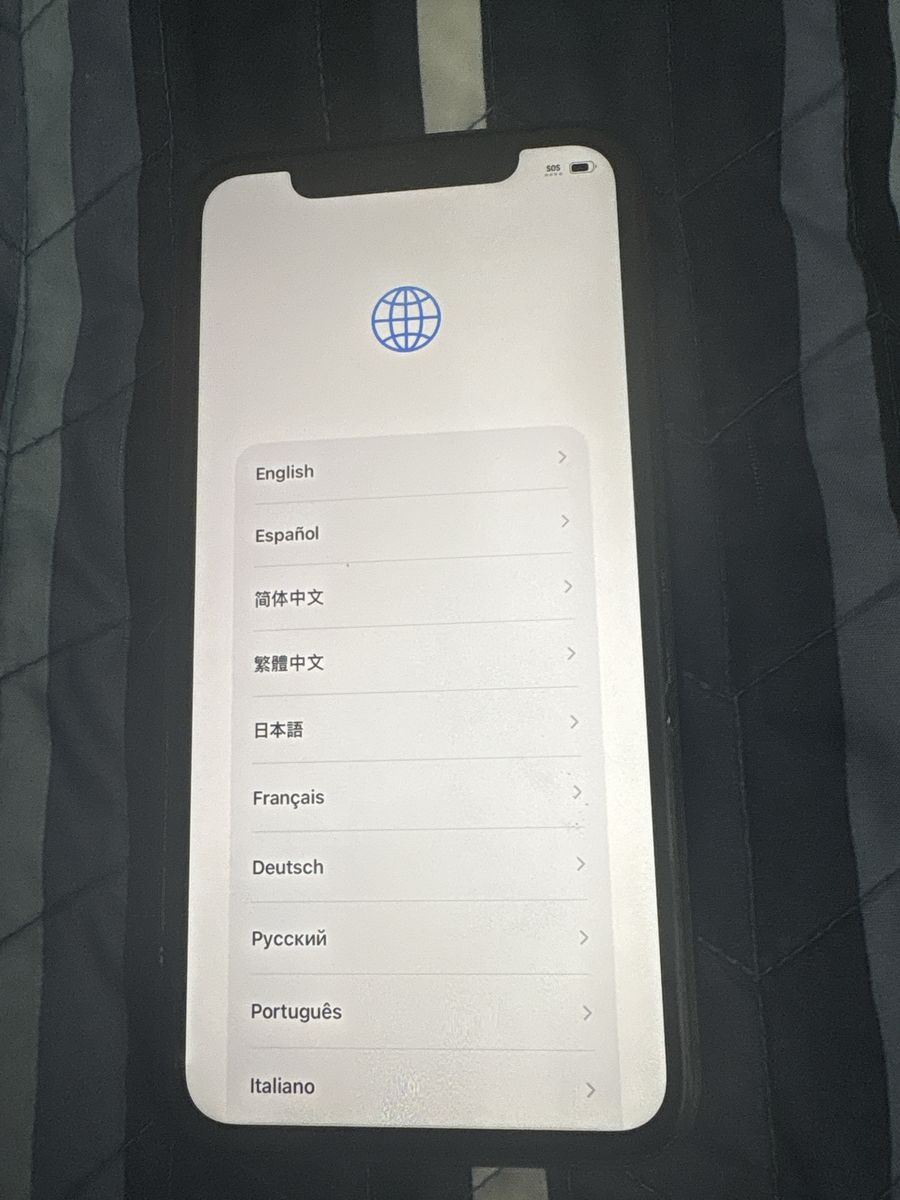 Apple iPhone 11 - Black (Used)