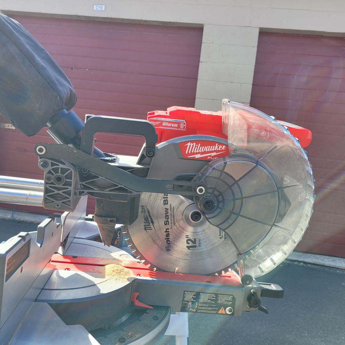 Milwaukee 12-in chop saw with Bosch rolling stand ($650 OBO)