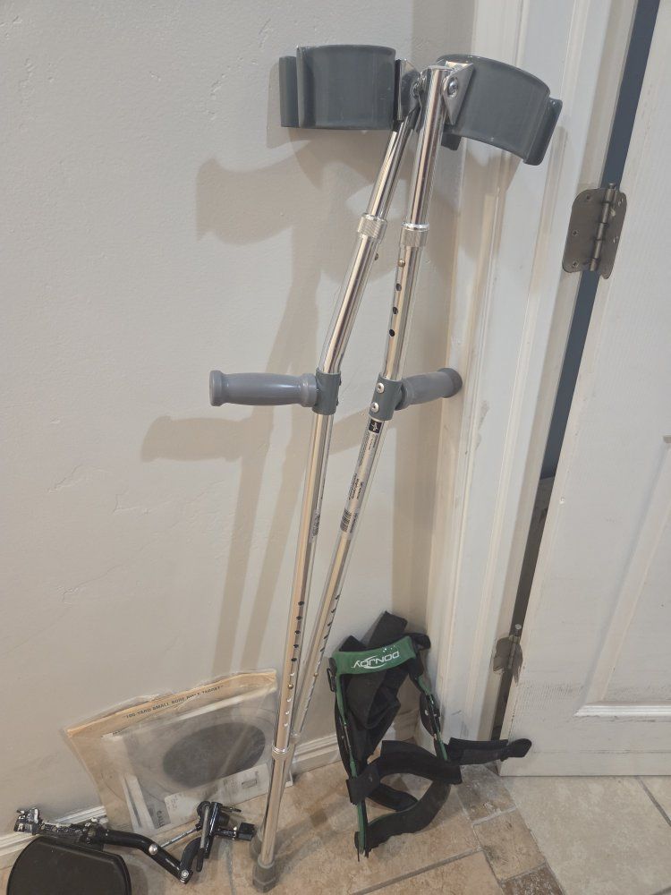 Tall Crutches
