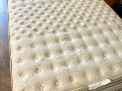 Saatva Luxury Firm Queen Mattress, 14.5”- Like New- Adjustable Base Available