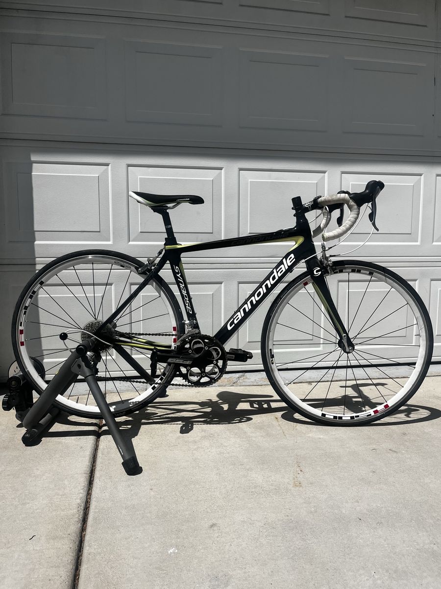 Cannondale Synapse Road Bike - Black/Neon Green, Lightweight. Carbon frame size Small.