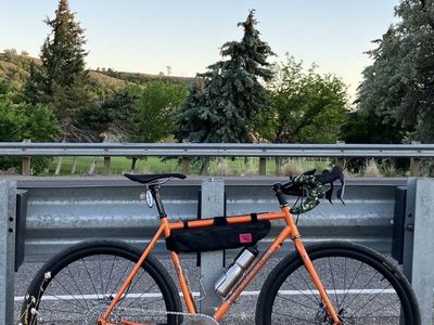 Salsa La Raza Gravel Bike AXS