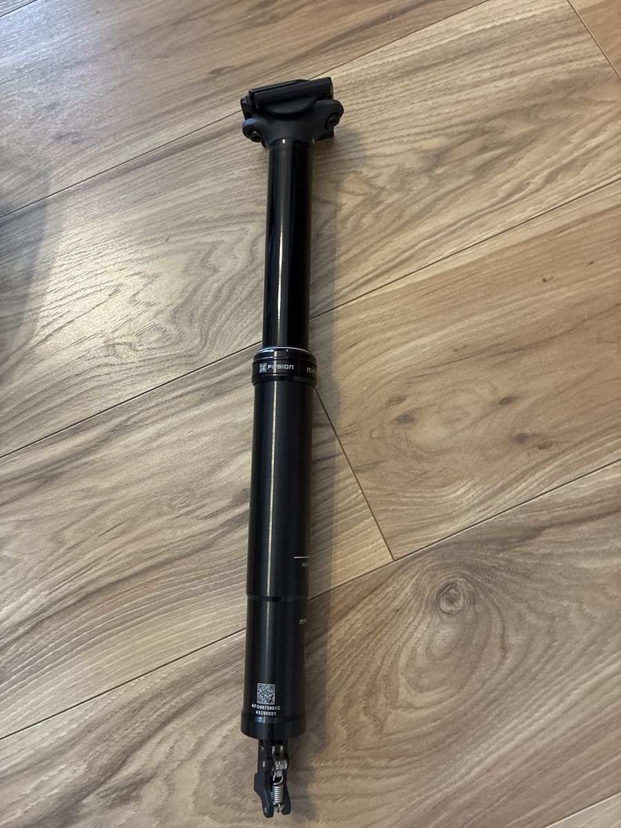 X-Fusion Manic Dropper Post 34.9 diameter, 125mm length - Black, Brand new.