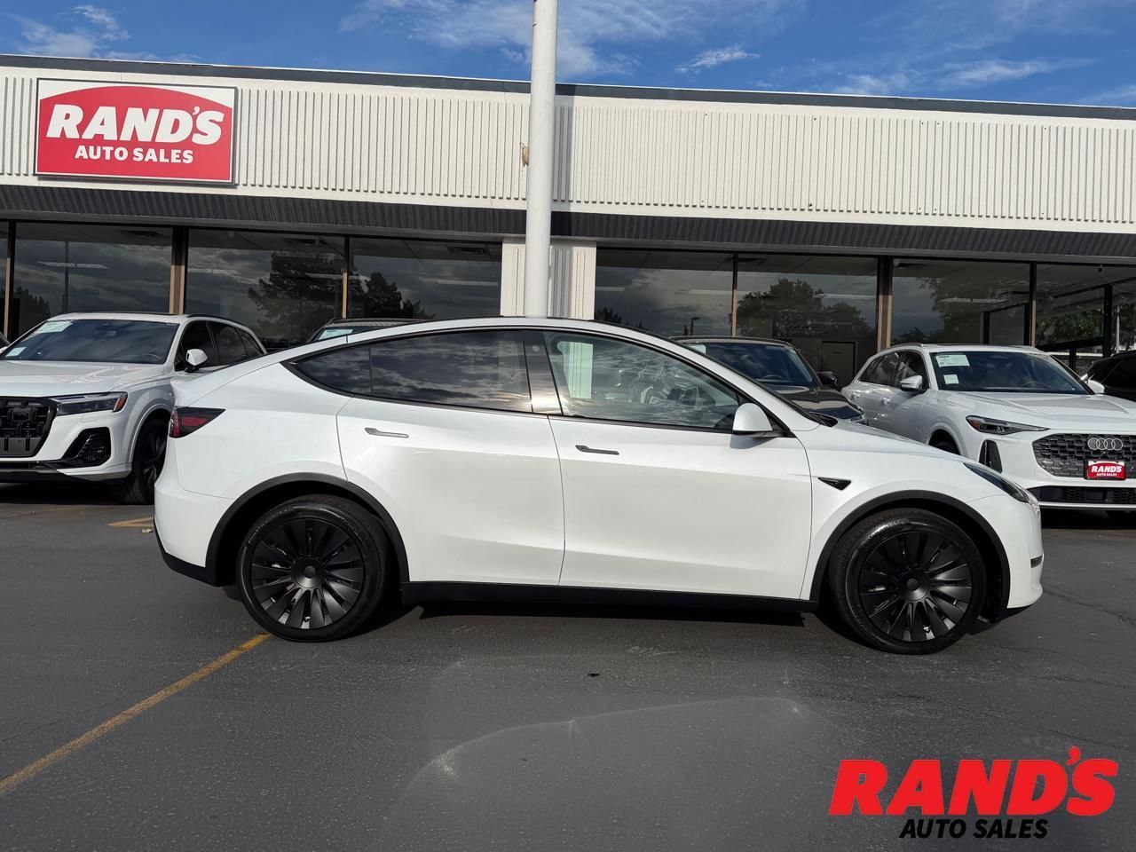 2023 Tesla Model Y Long Range