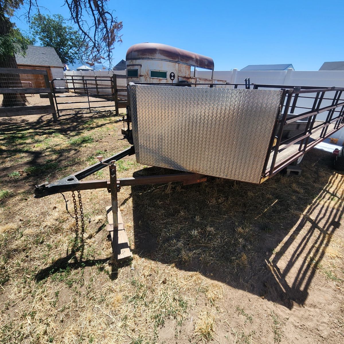 Main image 6