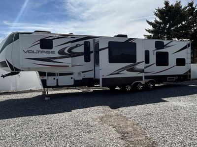 2011 Dutchman Voltage 3950