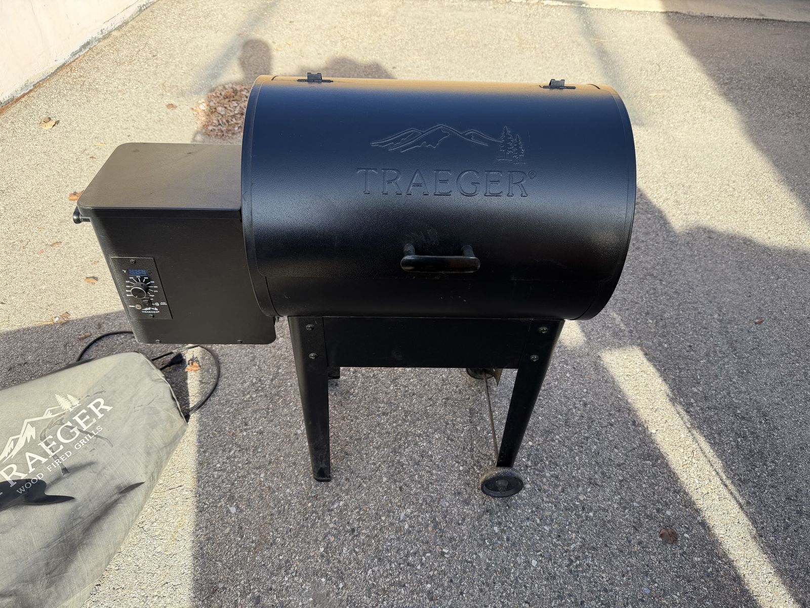 Treager 20” smoker