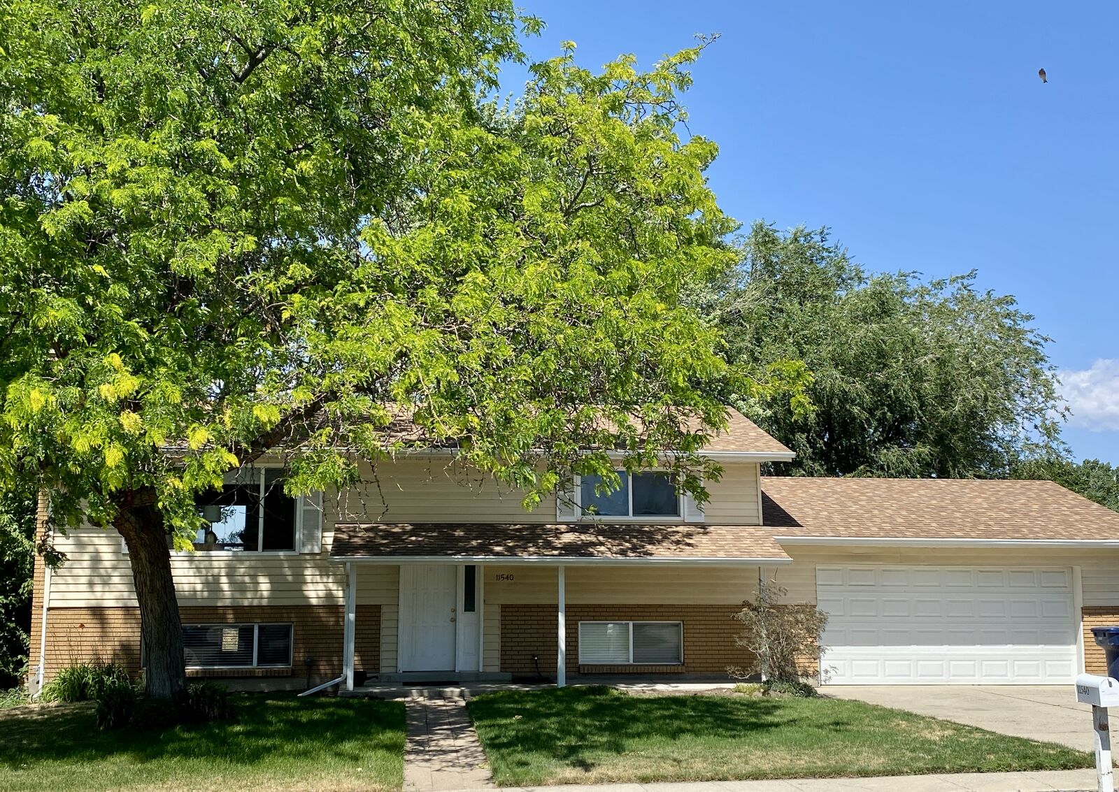 Large Private Room for Rent, MBR, Sandy Utah