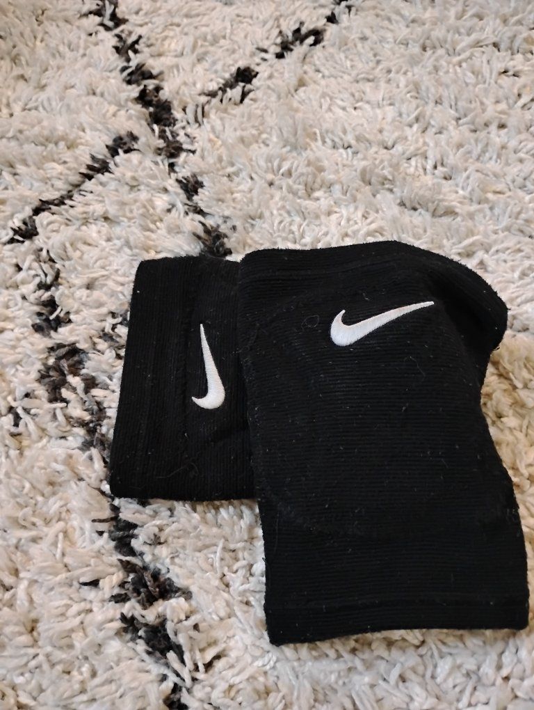 Nike Black White Swoosh Sports Elbow or Knee Pads Athletic Accessory