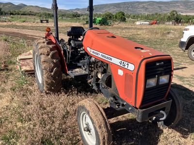 Massey Ferguson 451