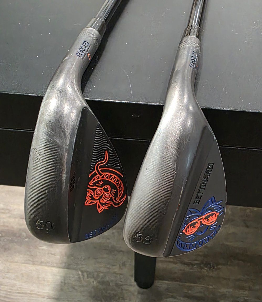 Bettinardi Black Magic Flaunting Fat Cat Wedge Set - 50 & 58 Degree Set, Mitsubishi Chemical MMT 105 Type-S Shafts
