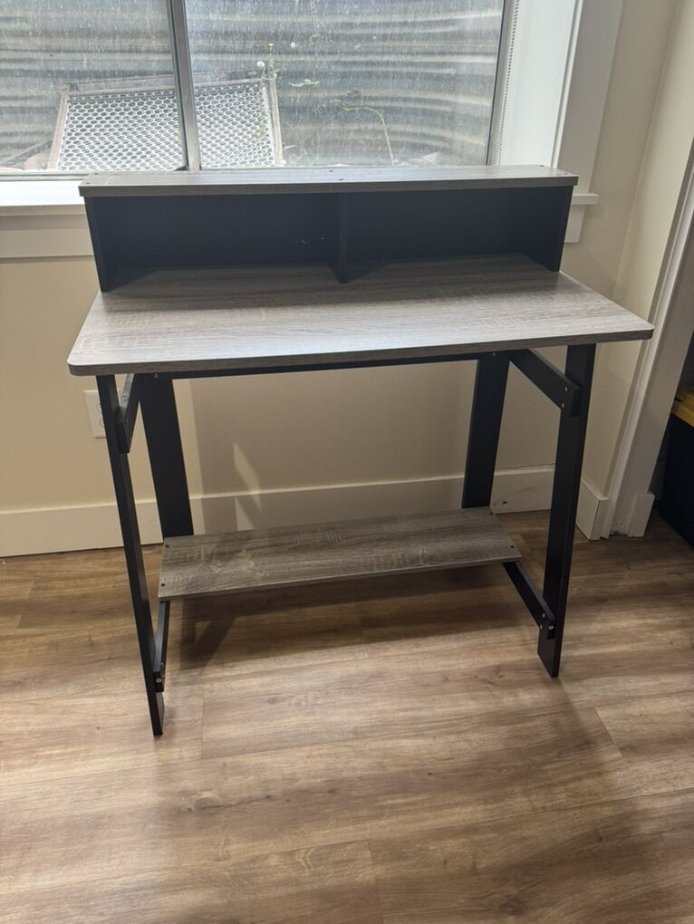 Small Desk
