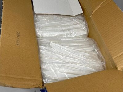 Individually wrapped Knives