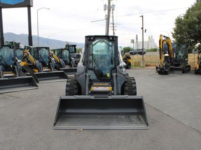 New Holland L328 Skidsteer