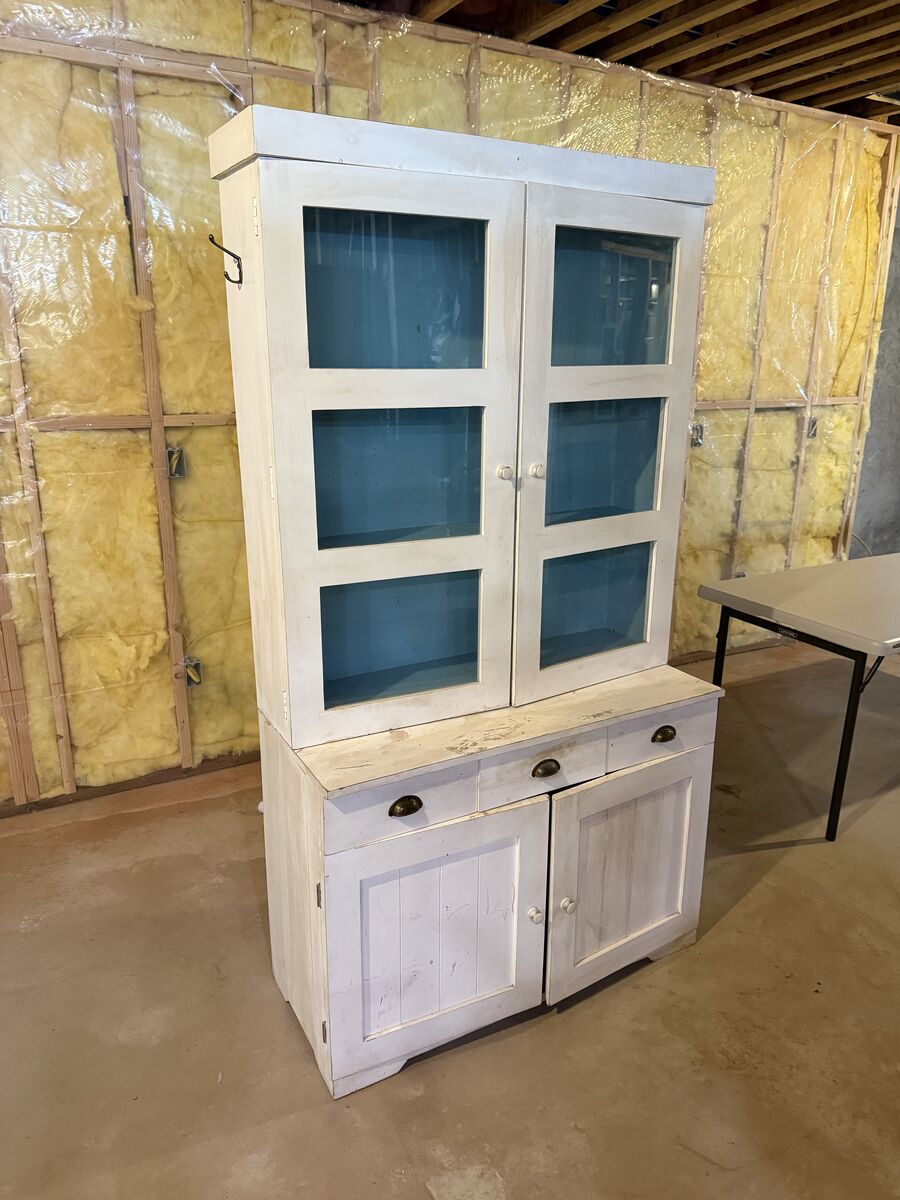 Hutch with glass doors 120 Obo