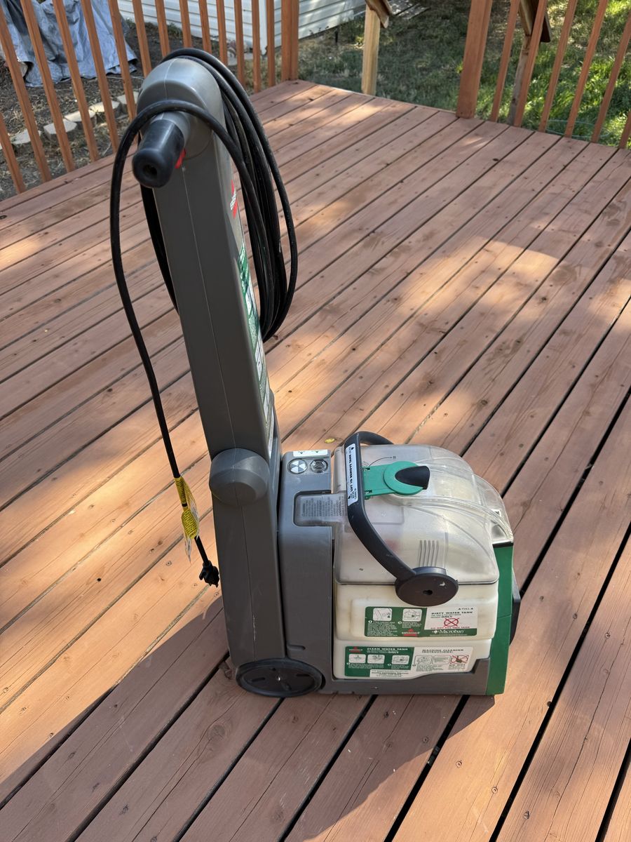 Bissell PowerBrush Carpet Cleaner - Compact, Lightweight, EasyStart