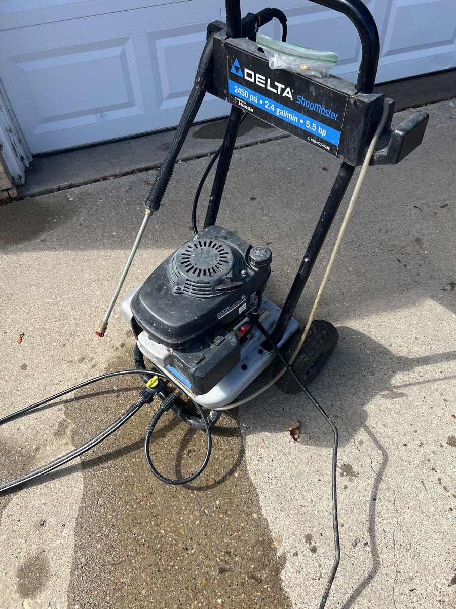 2450 psi 5.5hp Delta (Honda) Pressure Washer