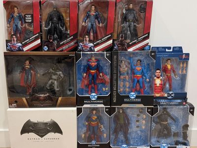 DC SUPER HEROES FIGURES - Multiverse McFarlane, Movie Masters, LEGO’s