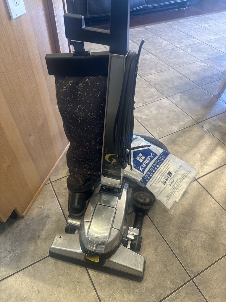 Kirby G6 Vacuum