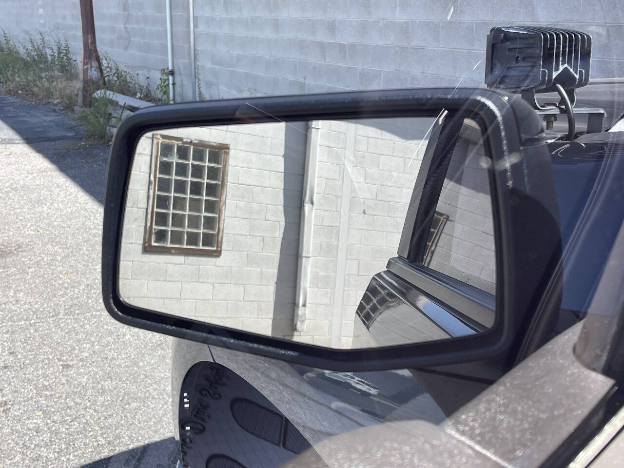 Main image 11