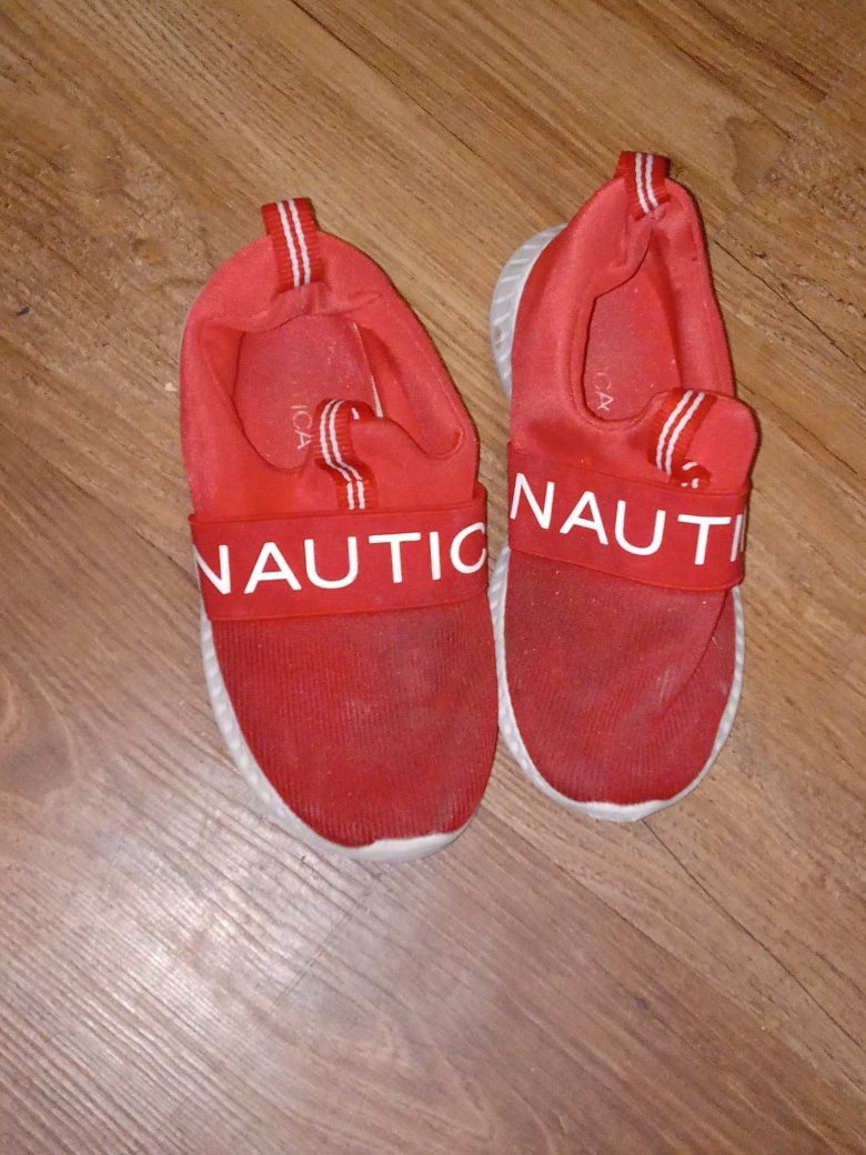 Nautica Girls Red Slip-On Athletic Sneakers Size 10