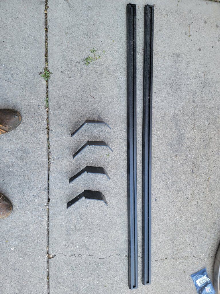 Clamshell Rooftop Tent Crossbars