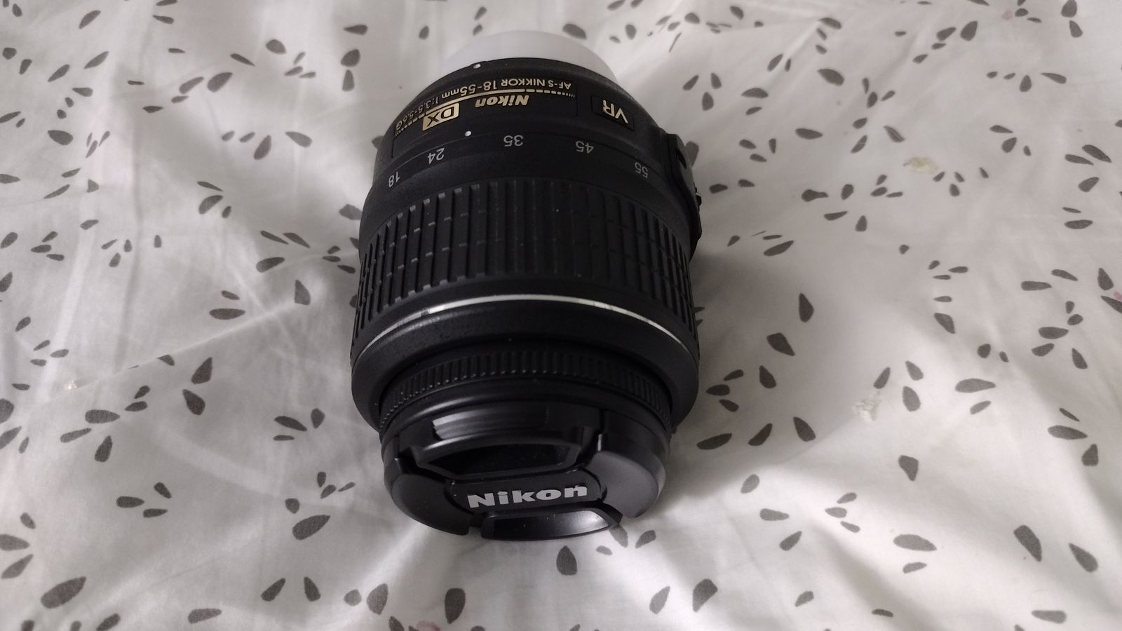 Nikon DX AF-S NIKKOR 18-55mm f/3.5-5.6G VR Lens