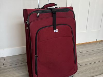 large luggage on 2 wheels H30xD12xW19