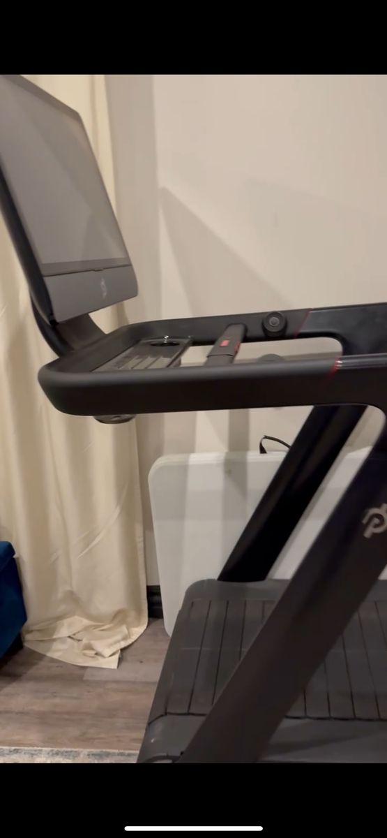 Peloton Thread TR-01 Theadmill