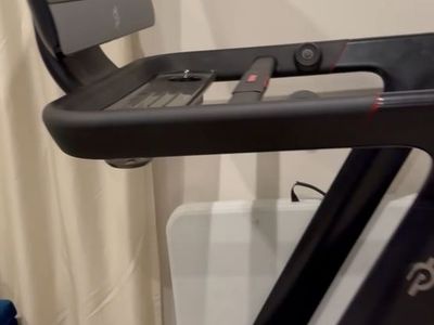 Peloton Thread TR-01 Theadmill