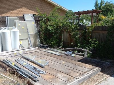 Palram 8x12' greenhouse disassembled