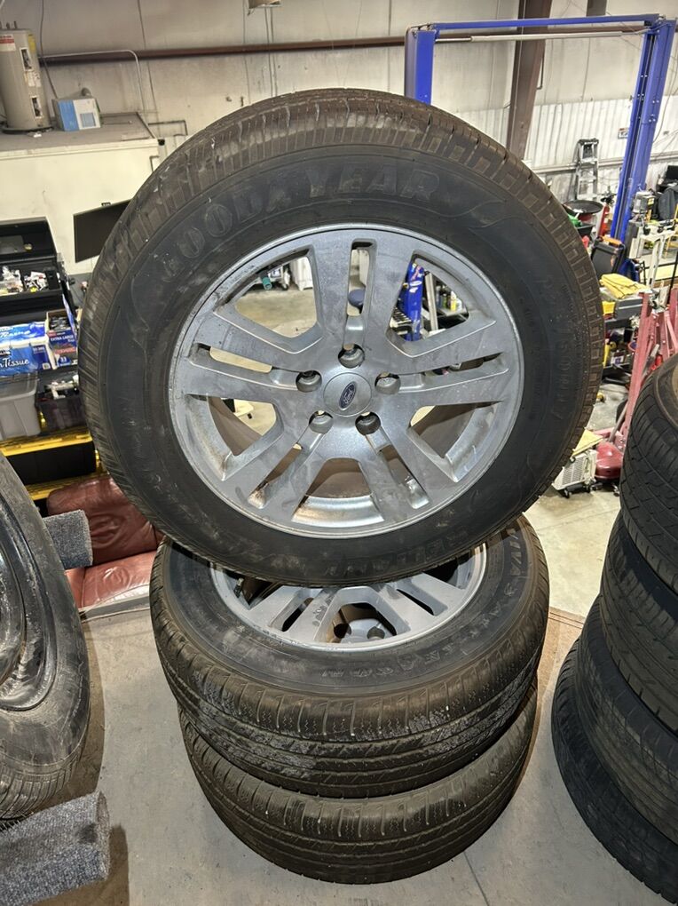 FORD FOCUS ALLOY WHEELS