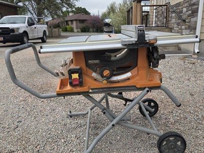Ridid 10" portable table saw w/stand.