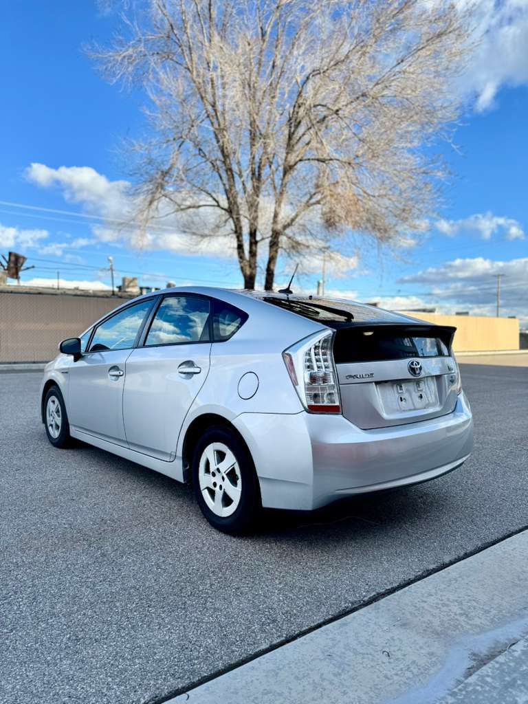 2010 TOYOTA PRIUS IV