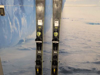Used Rossignol 82 Basalt Ski - 160CM W/ Look NX 12 Demo Binding