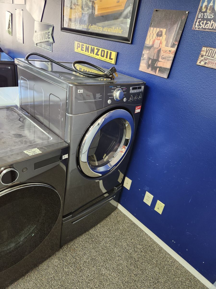 NICE LG FRONTLOAD ELECTRIC DRYER! W-WARRANTY