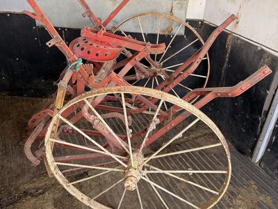 Antique McCormick-Deering Horse Drawn Riding Cultivator – International Harvester – Steel Wheels