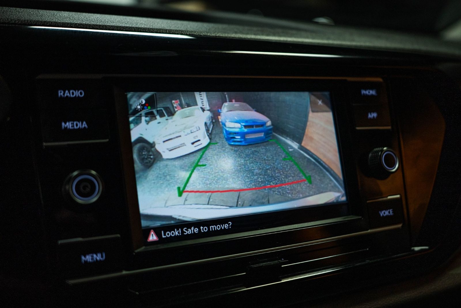 Main image 19