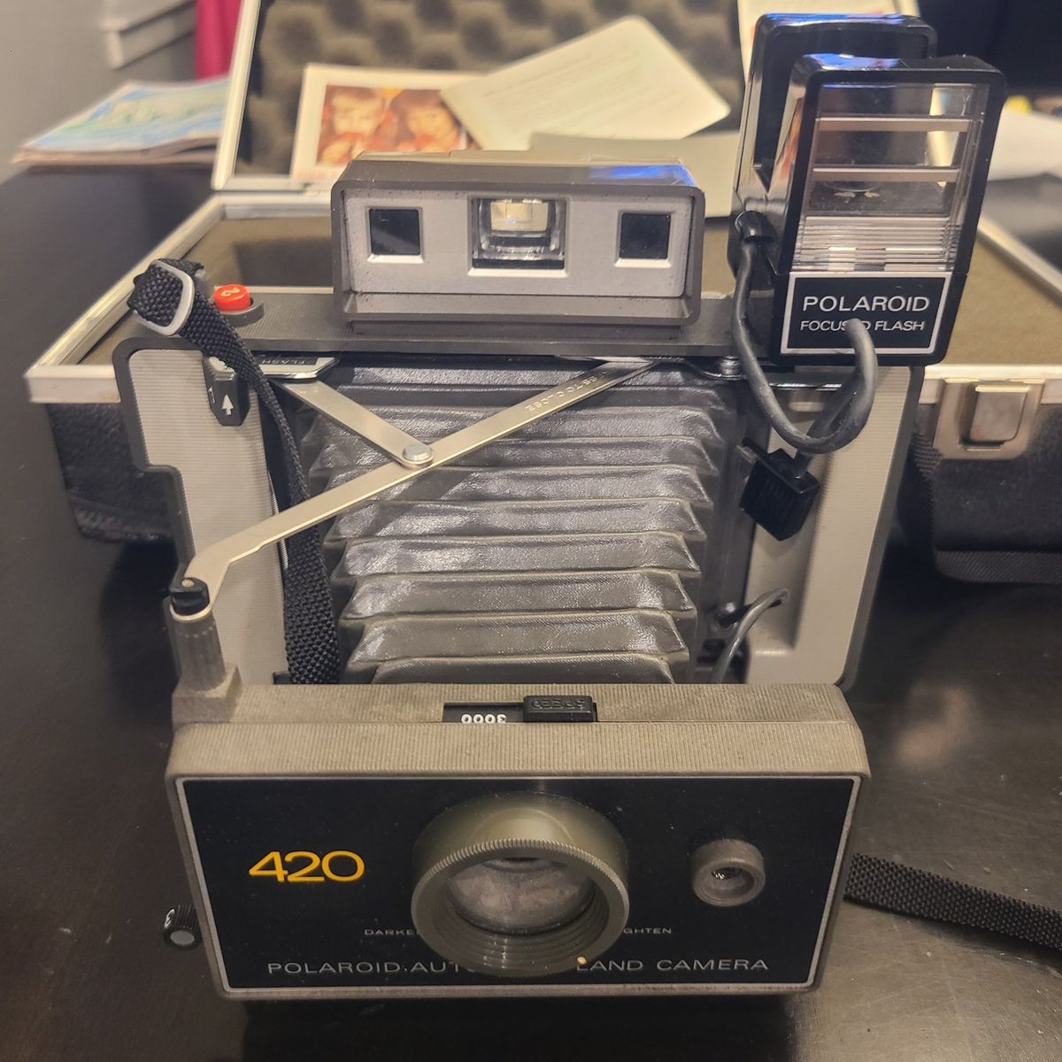 Vintage Polaroid 420 Automatic Land Camera