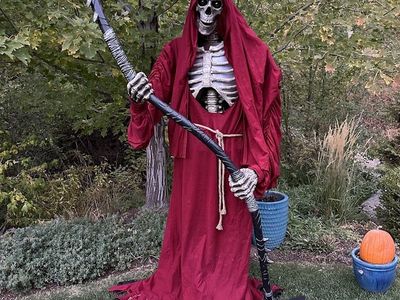 Home Depot Giant 8 Foot Grim Reaper Halloween Prop – Great Display Piece!