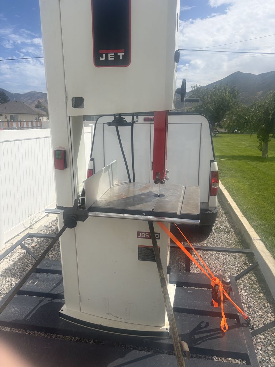Jet JBS-20 20-Inch Heavy Duty Woodworking Bandsaw 5 HP 230V