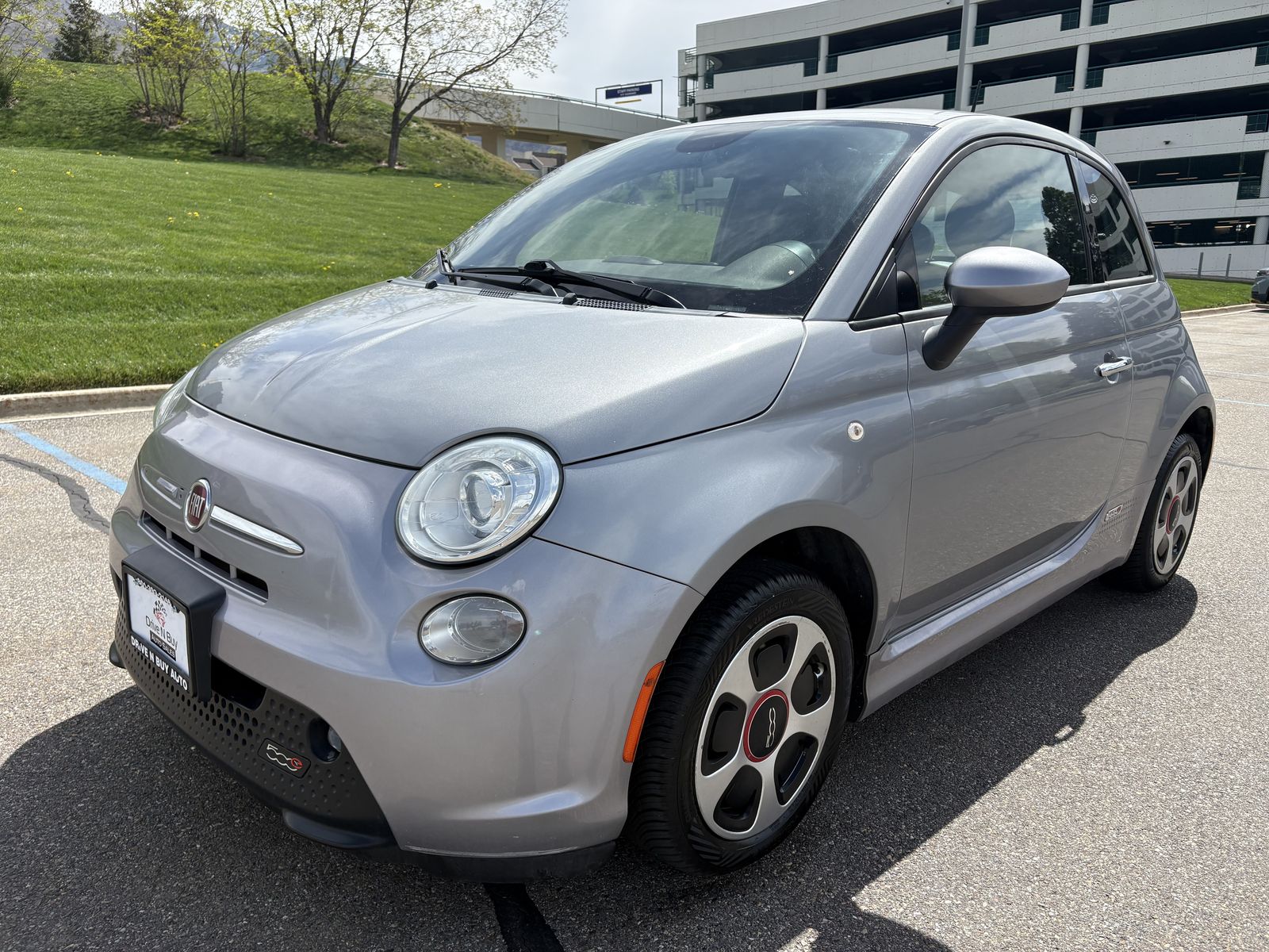 2015 FIAT 500E Base