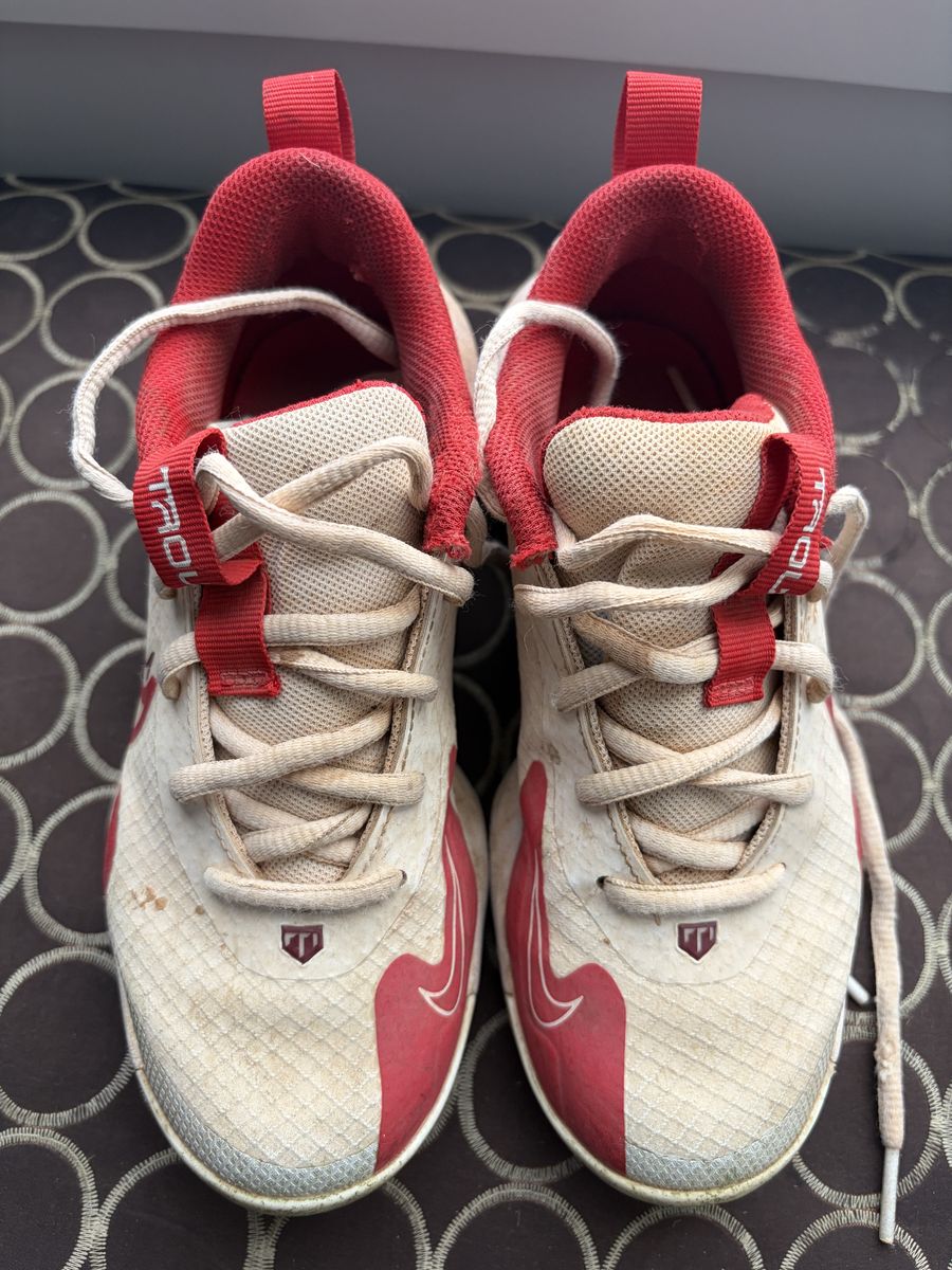 Youth Mike Trout Cleats Size 1Y