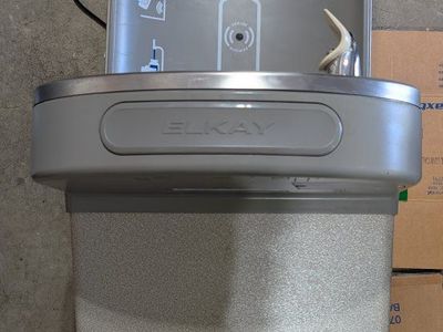 Elkay Water Fountain and Bottle Filling Station (Non-Filtered)