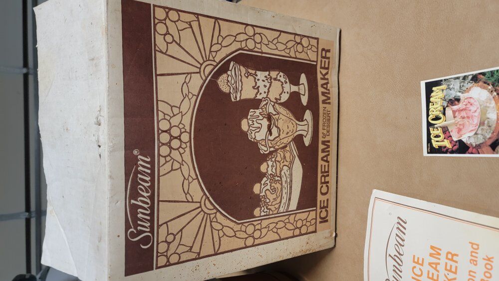 vintage 4 quart ice cream maker