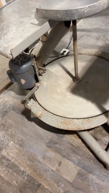 Main image 3