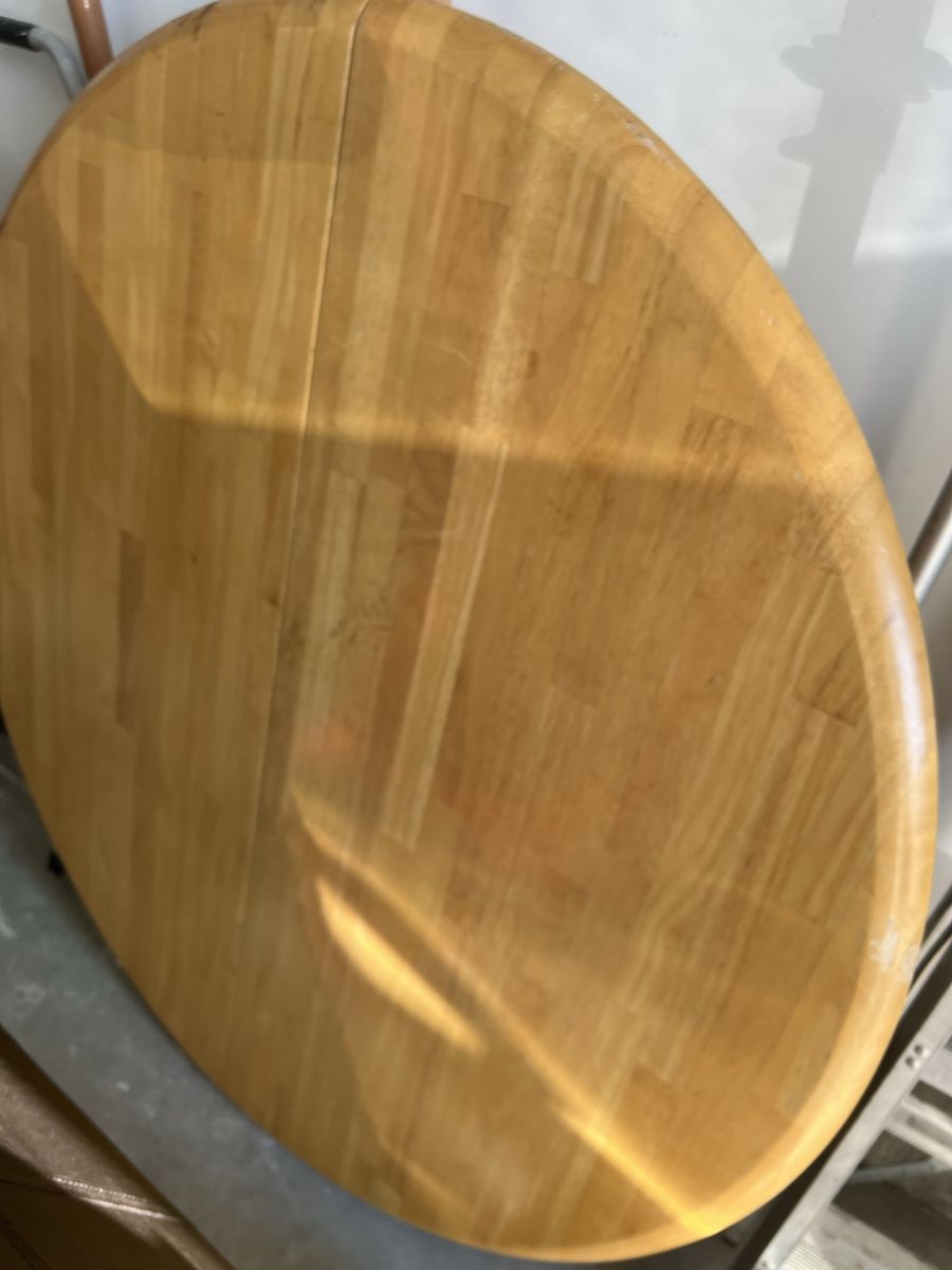 Dining room table